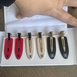 NEW Chanel Beaute 6pc Hair Clips Set - Red, Cream, Black!